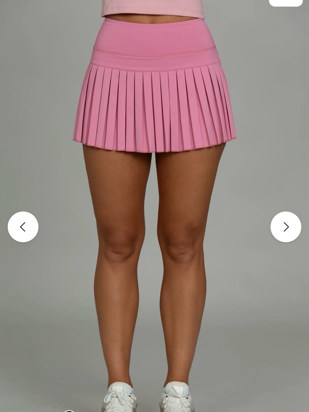 Gold Hinge Ribbon Pleated Tennis Skirt in Pink